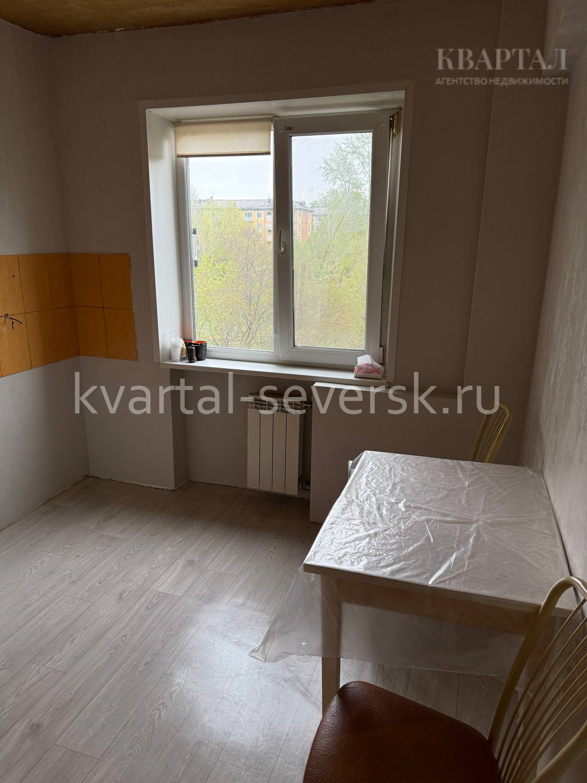 Продажа 2 к. квартиры в г. Северске на ул. Крупской, д. 6 — 44.4 м², 3/5 эт.