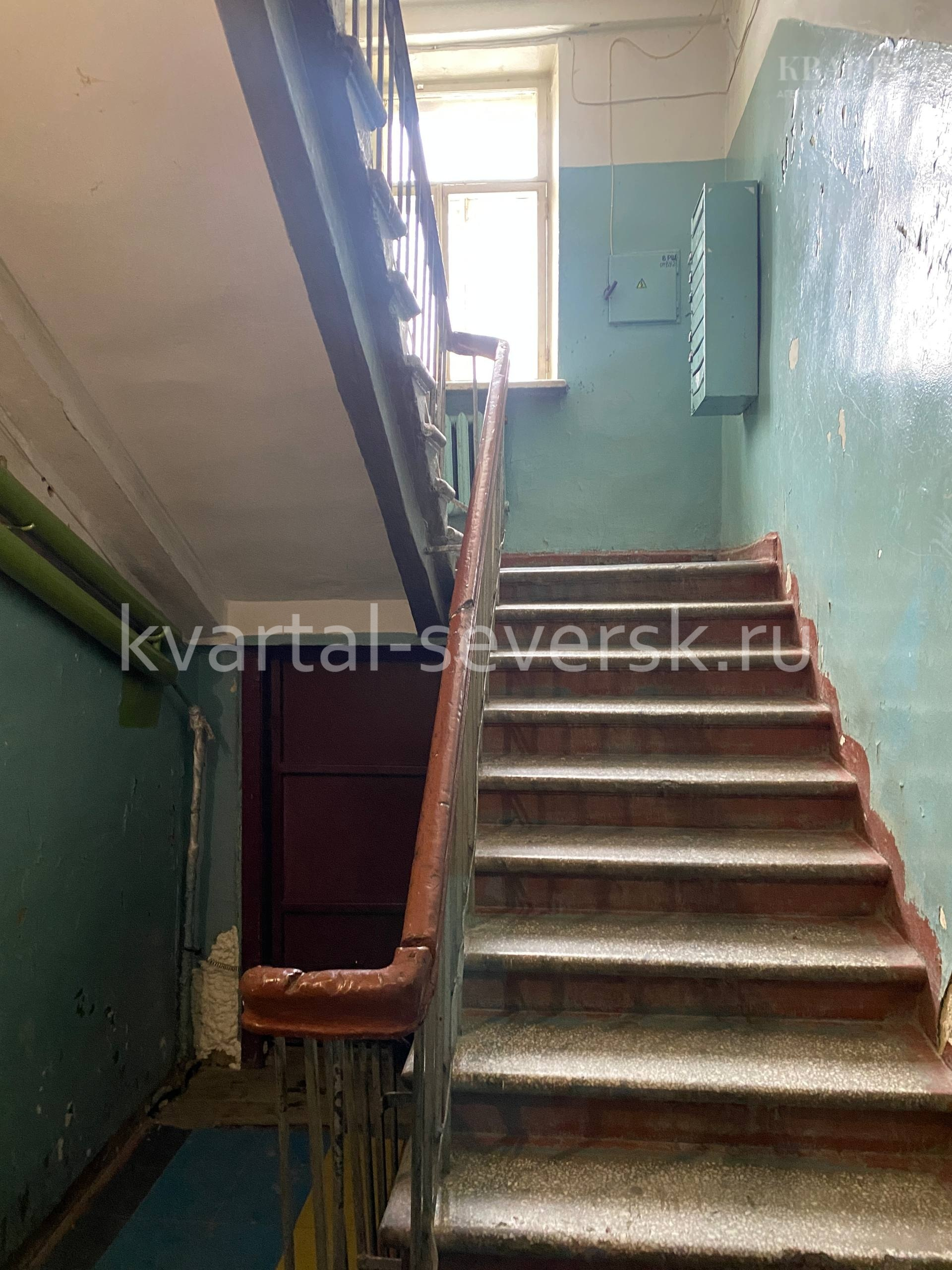 3 к. квартира в г. Северске на ул. Ленина, д. 4 —  74.8 м², 1/3 эт.