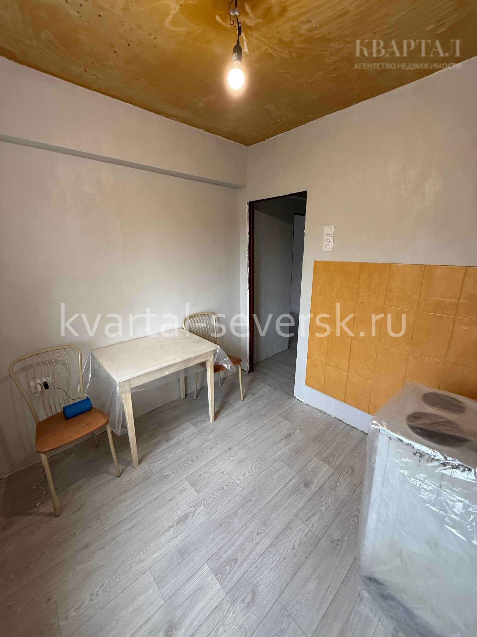 Продажа 2 к. квартиры в г. Северске на ул. Крупской, д. 6 — 44.4 м², 3/5 эт.
