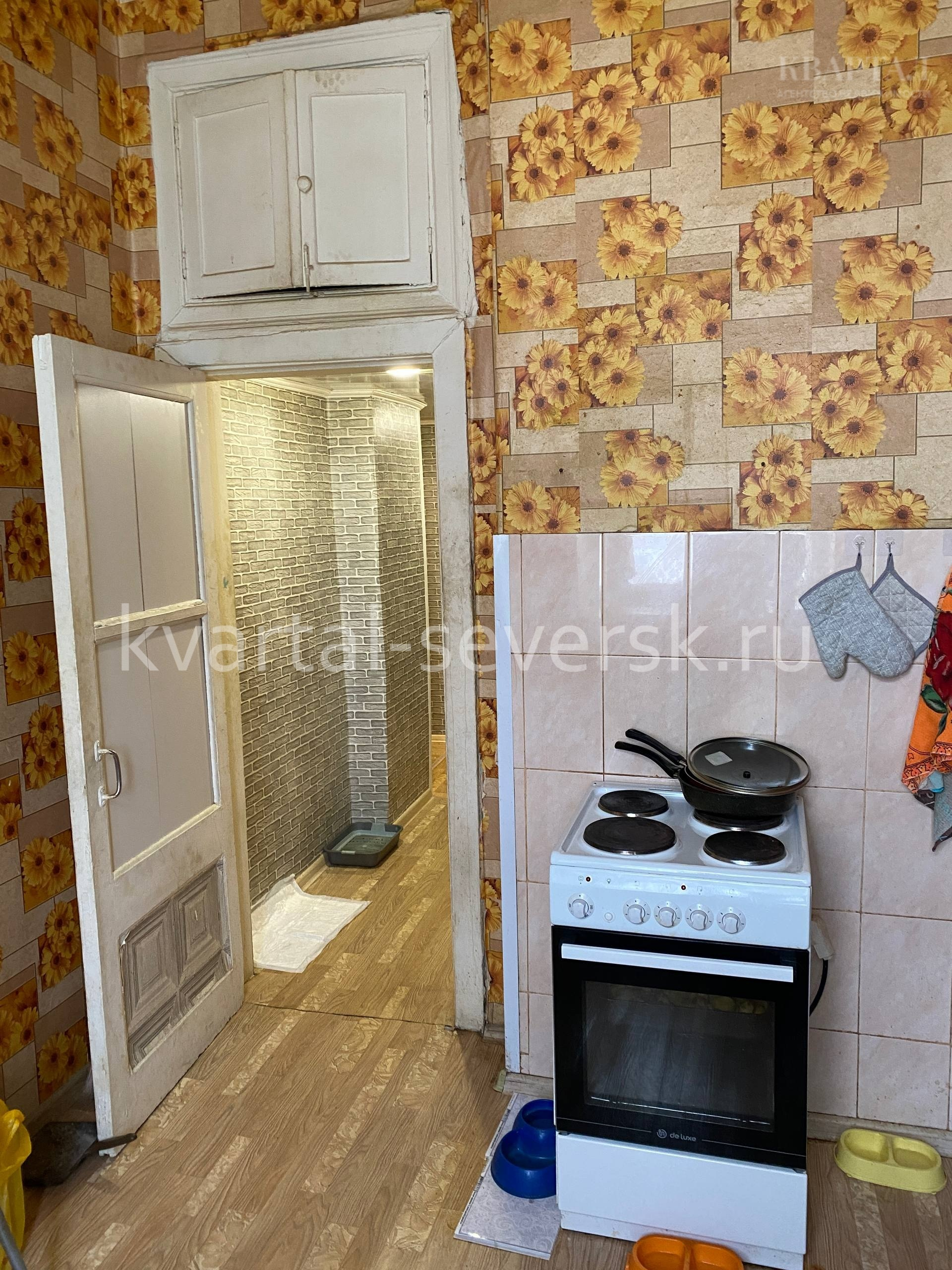 3 к. квартира в г. Северске на ул. Ленина, д. 4 —  74.8 м², 1/3 эт.