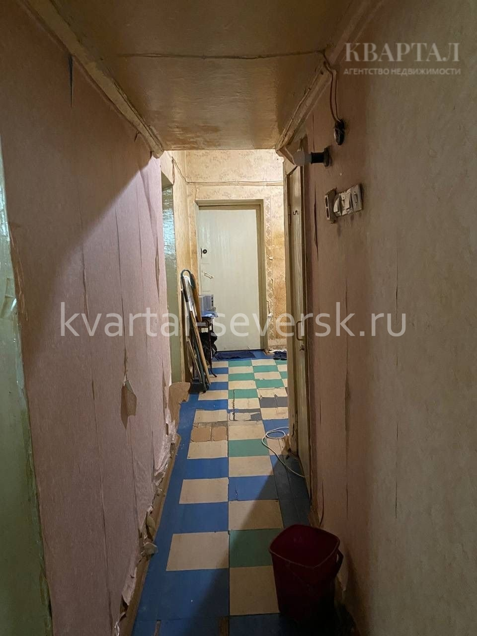 Комната в 3 к. в г. Северске на ул. Первомайская, д. 18 — 20.3 м², 1/2 эт.