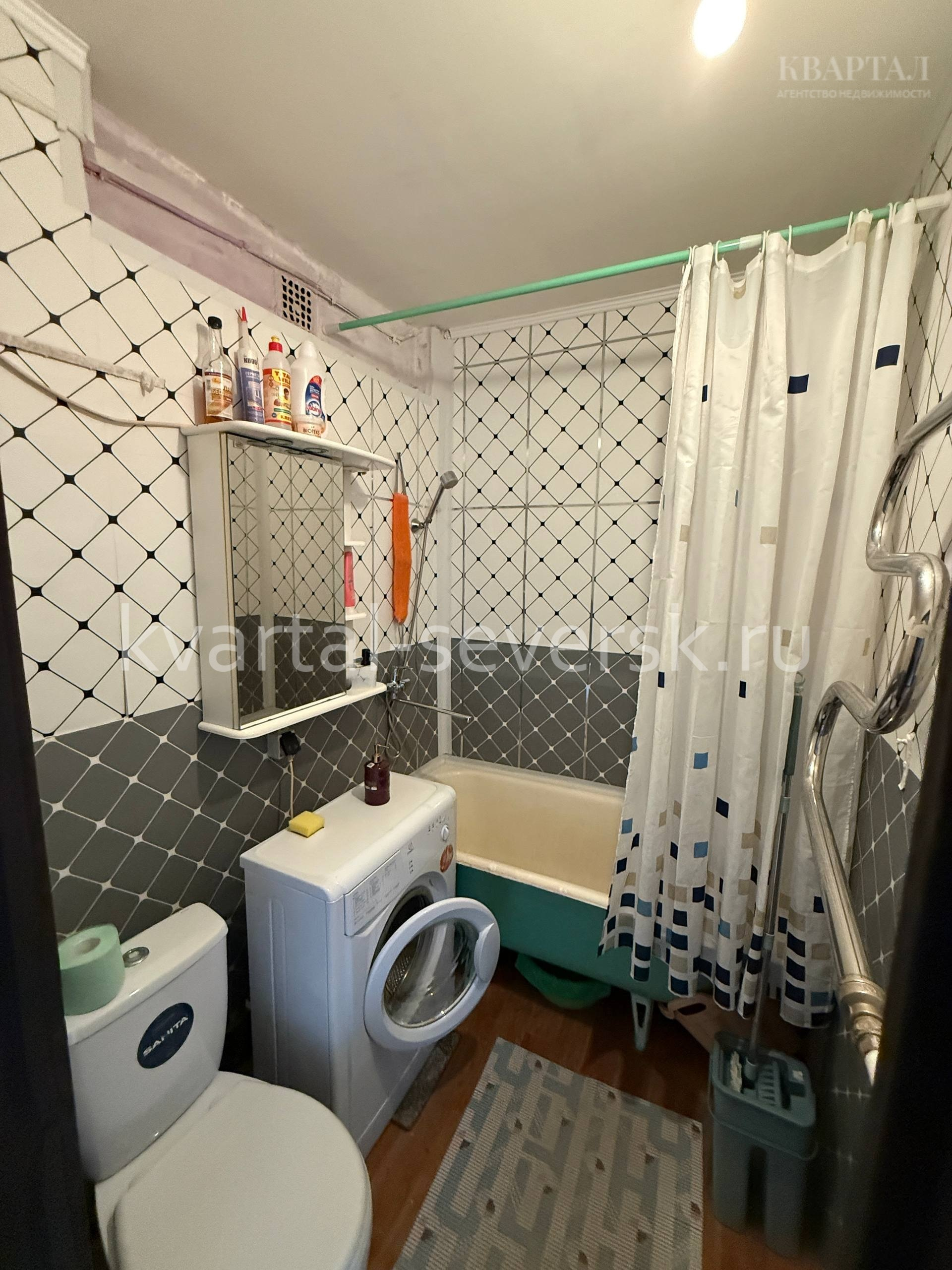 2 к. квартира в г. Северске на пр-кт. Коммунистический, д. 80 — 44.2 м²,5/5 эт