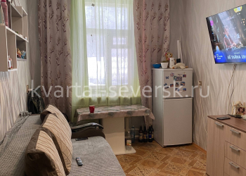 3 к. квартира в г. Северске на ул. Ленина, д. 4 —  74.8 м², 1/3 эт.