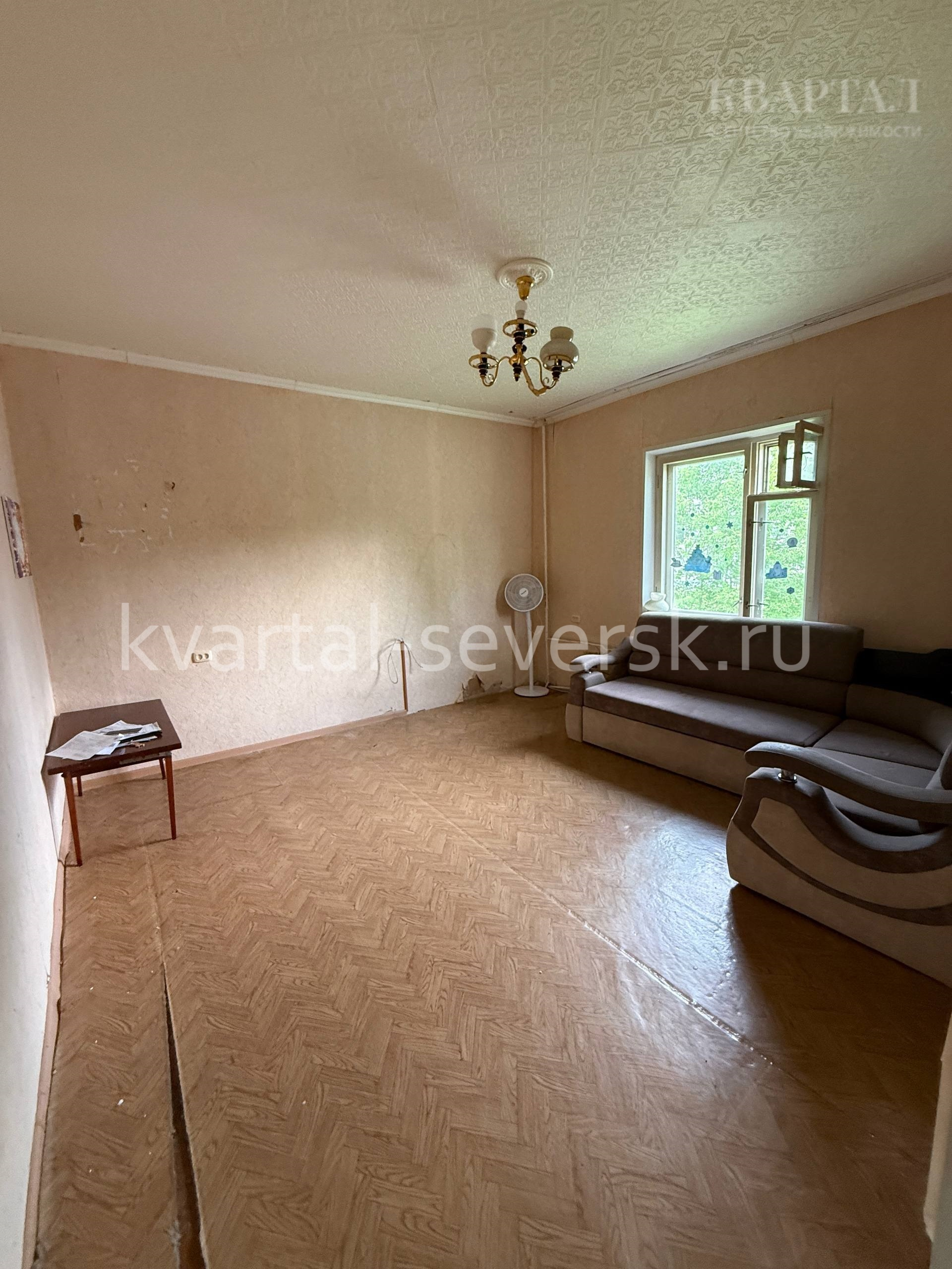 Продажа 3 к. квартиры в г. Северске на ул. Комсомольская, д. 22А — 79.5 м², 2/2 эт.