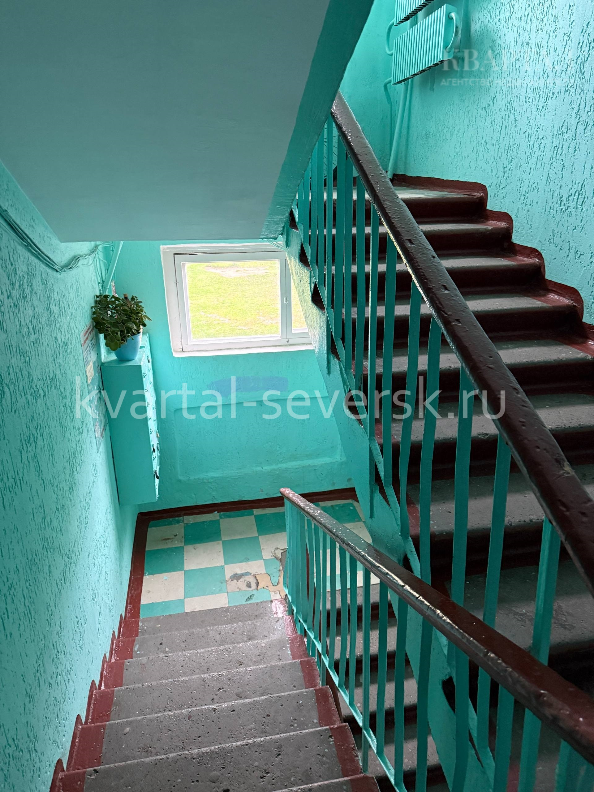 Продажа 2 к. квартиры в г. Северске на ул. Крупской, д. 6 — 44.4 м², 3/5 эт.