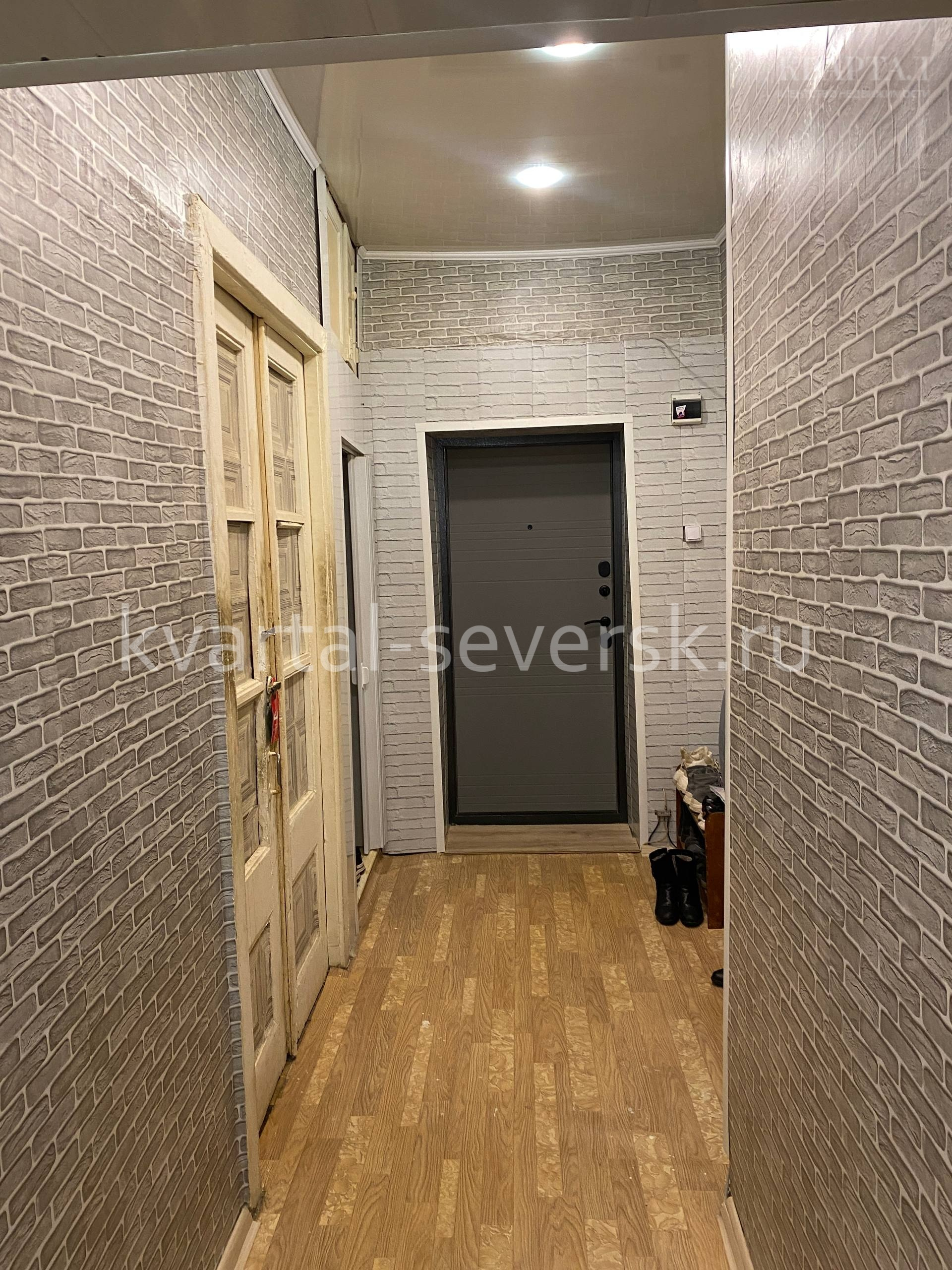 3 к. квартира в г. Северске на ул. Ленина, д. 4 —  74.8 м², 1/3 эт.