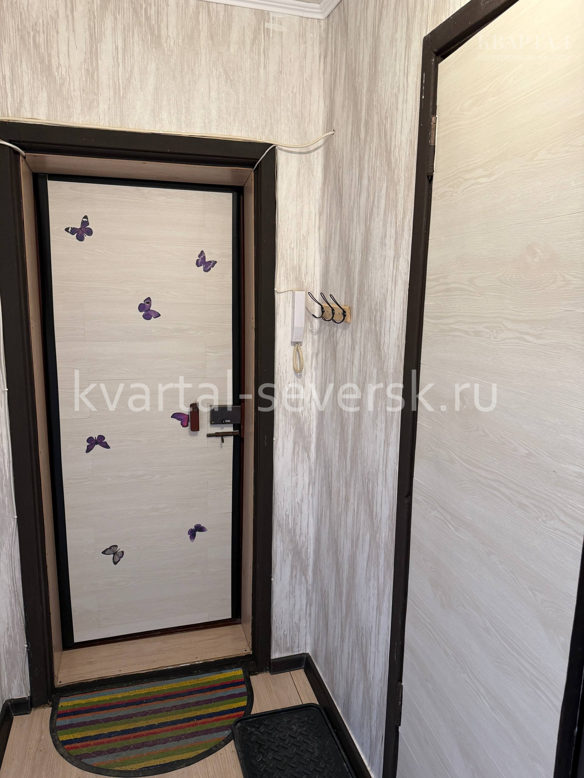 2 к. квартира в г. Северске на пр-кт. Коммунистический, д. 80 — 44.2 м²,5/5 эт